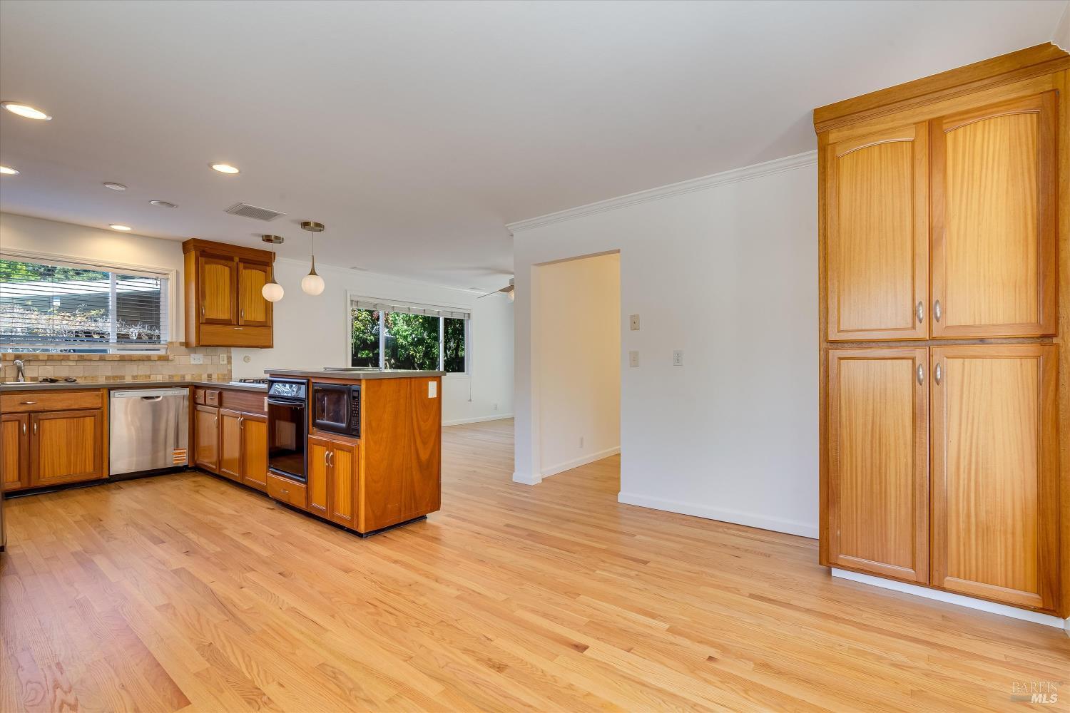 2567 Tachevah Drive Santa Rosa CA 95405