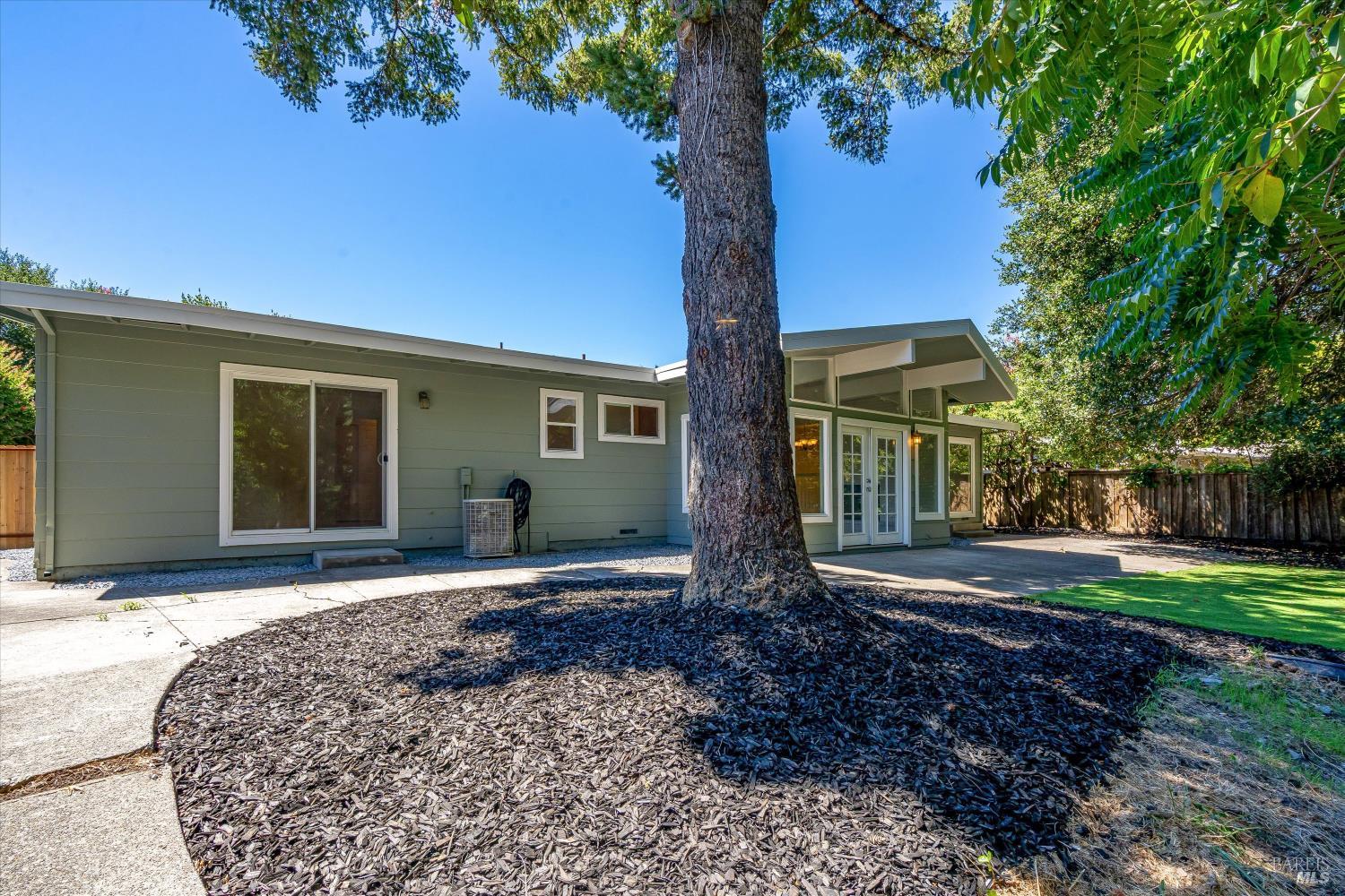 2567 Tachevah Drive Santa Rosa CA 95405
