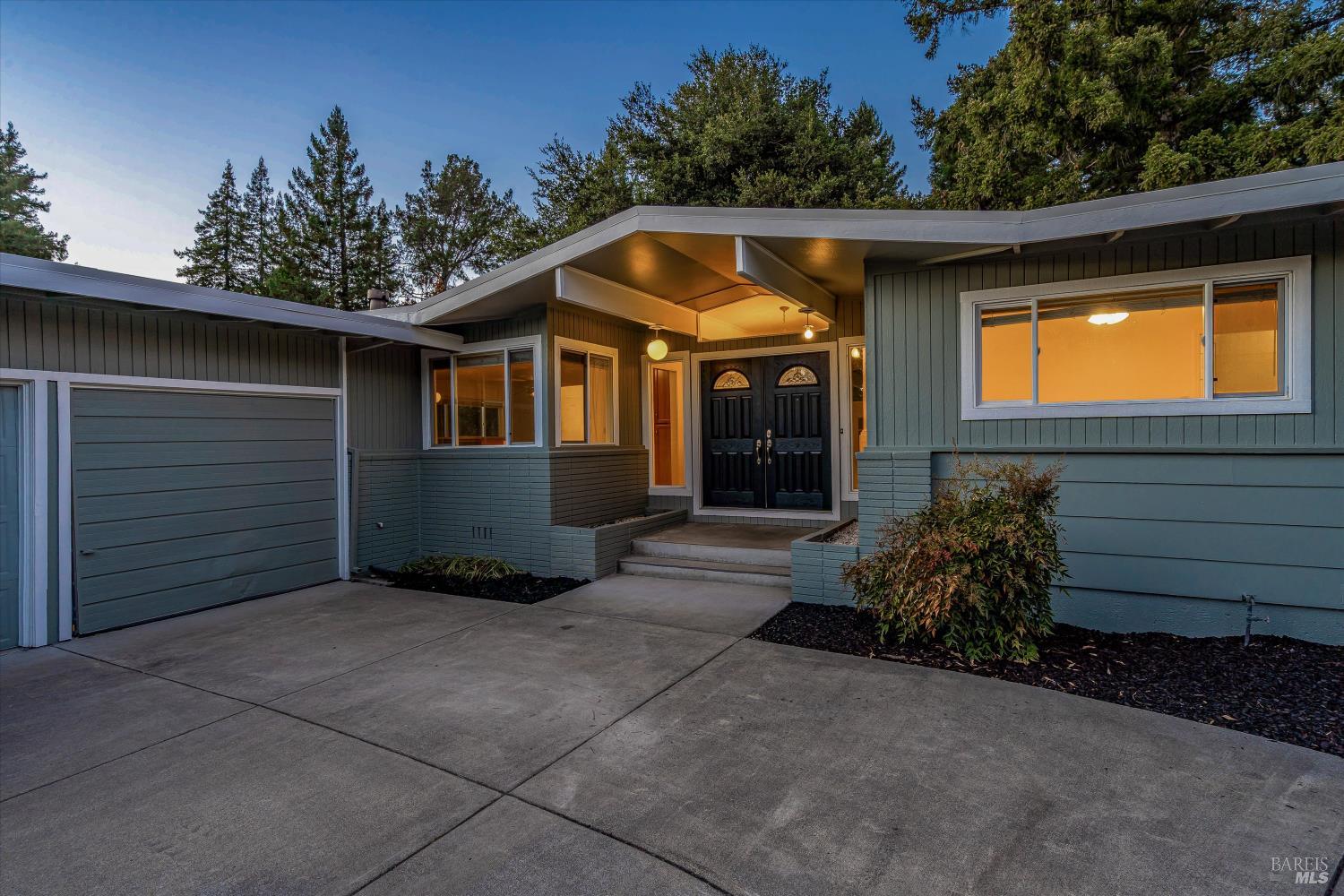 2567 Tachevah Drive Santa Rosa CA 95405