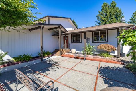 4480 Fairway Drive Rohnert Park CA 94928