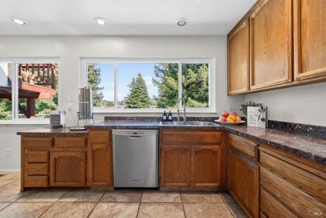 4480 Fairway Drive Rohnert Park CA 94928