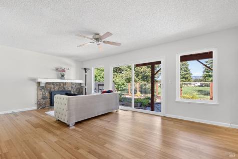 4480 Fairway Drive Rohnert Park CA 94928