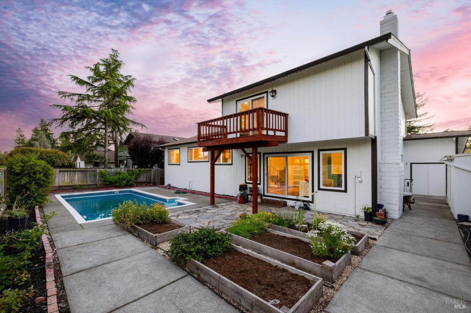 4480 Fairway Drive Rohnert Park CA 94928