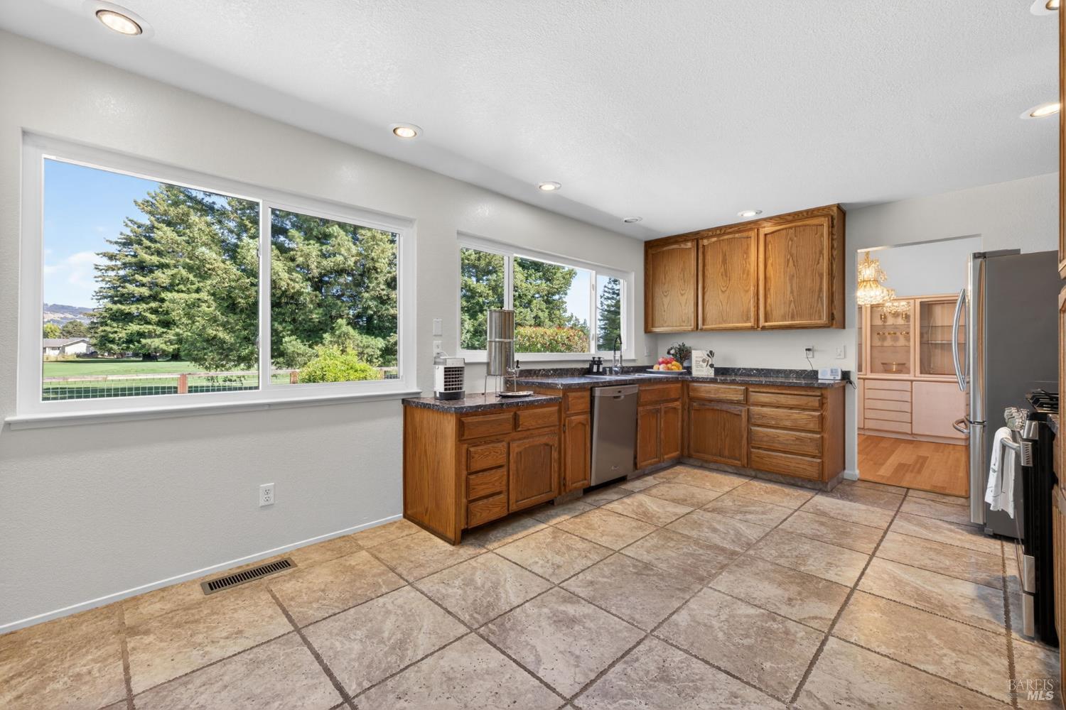 4480 Fairway Drive Rohnert Park CA 94928