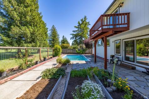 4480 Fairway Drive Rohnert Park CA 94928