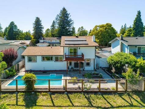 4480 Fairway Drive Rohnert Park CA 94928