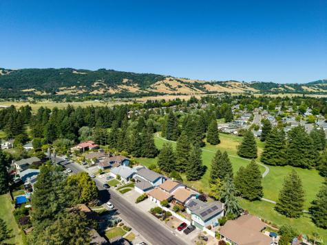 4480 Fairway Drive Rohnert Park CA 94928