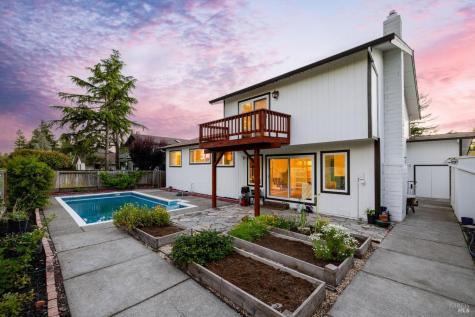 4480 Fairway Drive Rohnert Park CA 94928