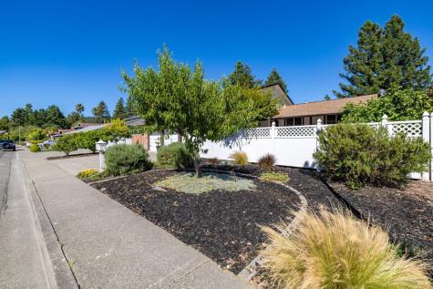 4480 Fairway Drive Rohnert Park CA 94928