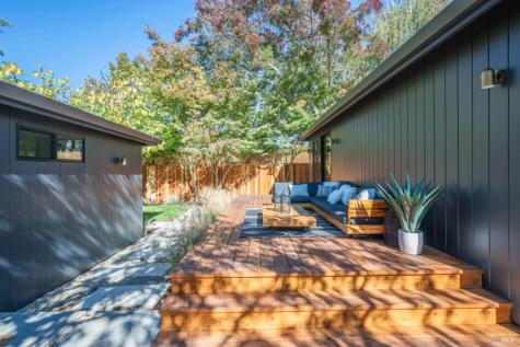 851 Second Street E Sonoma CA 95476