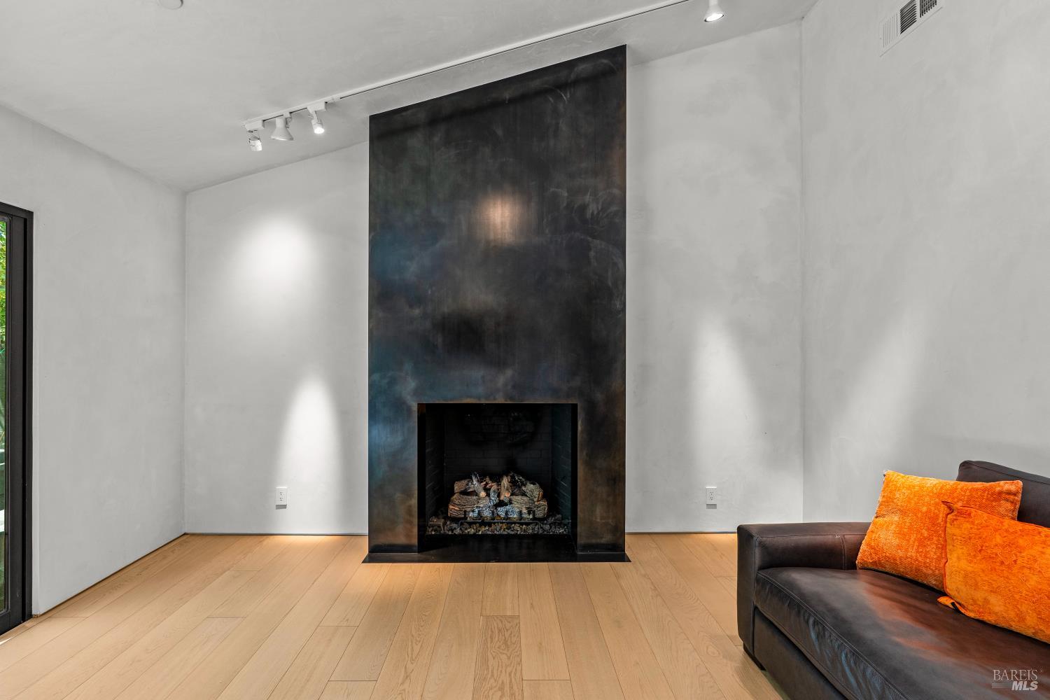 1885 Larkspur Street Yountville CA 94599