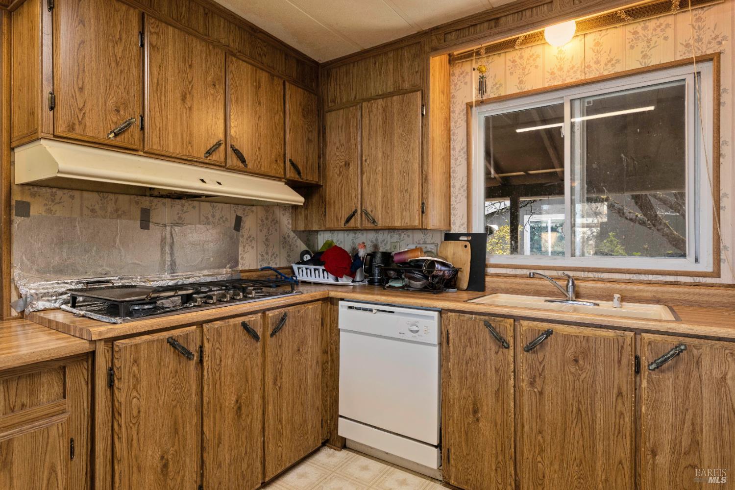 1518 Monroe Street Ukiah CA 95482