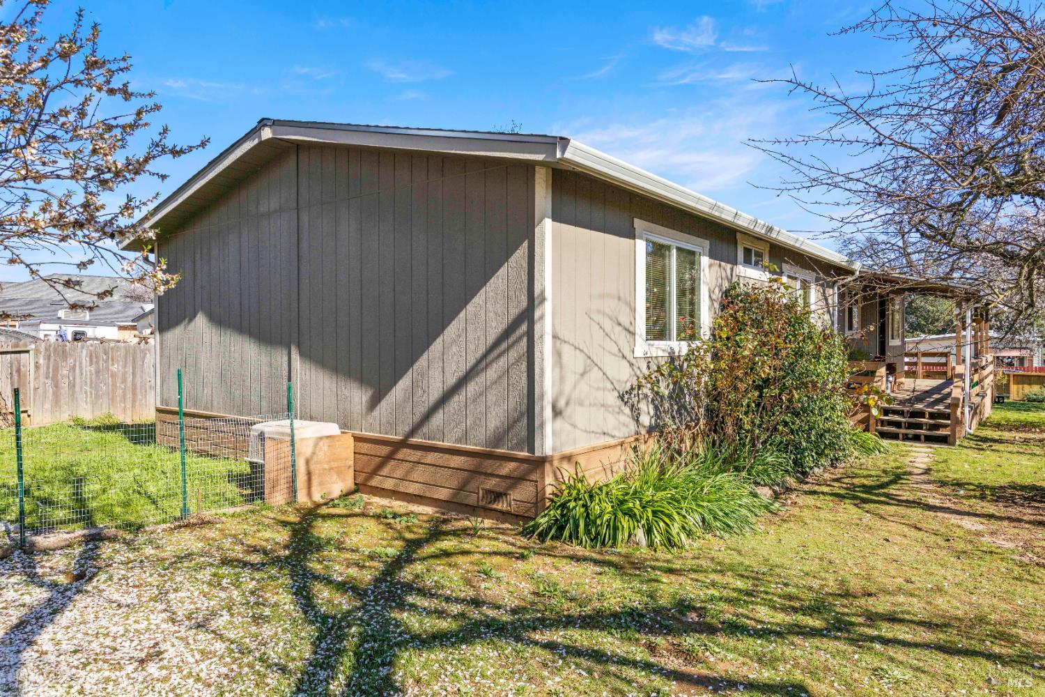 1518 Monroe Street Ukiah CA 95482