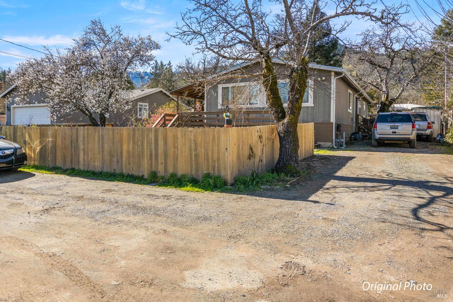 1518 Monroe Street Ukiah CA 95482