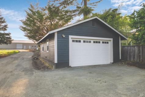 6370 Bloomfield Road Petaluma CA 94952