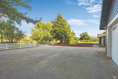 6370 Bloomfield Road Petaluma CA 94952