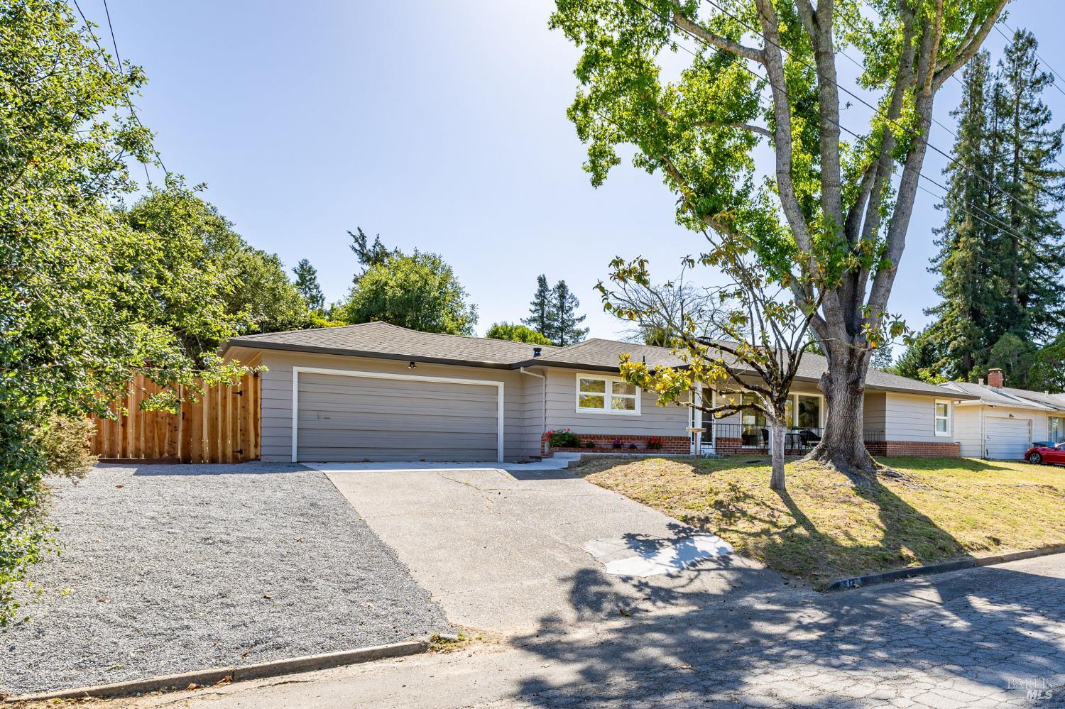 918 Dorthel Street Sebastopol CA 95472