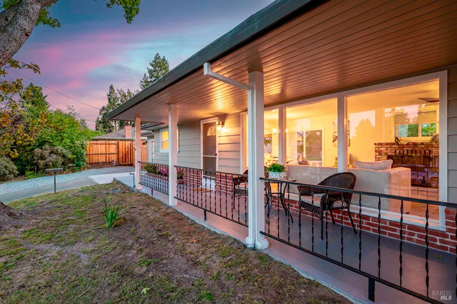 918 Dorthel Street Sebastopol CA 95472