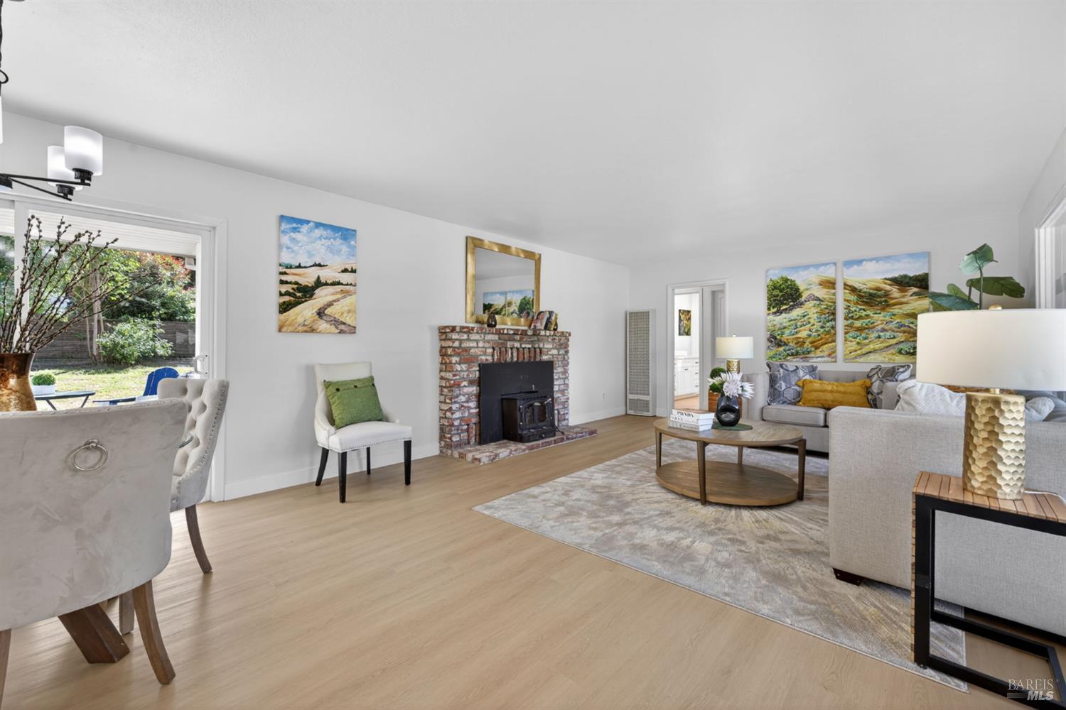 918 Dorthel Street Sebastopol CA 95472