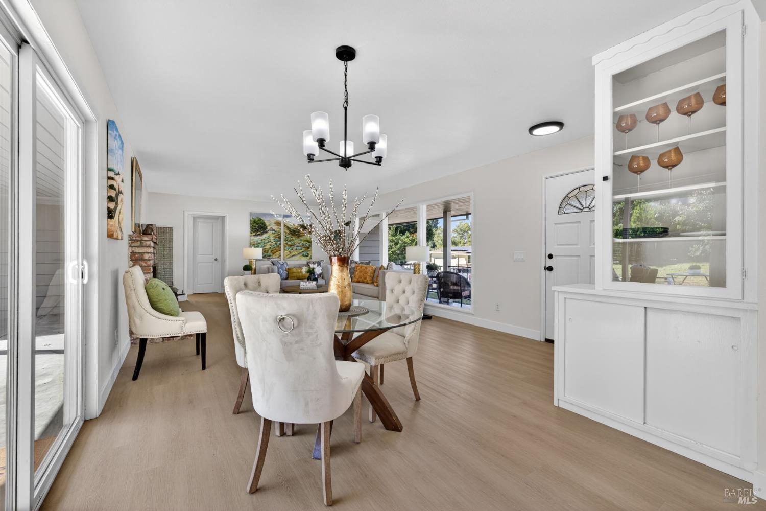 918 Dorthel Street Sebastopol CA 95472