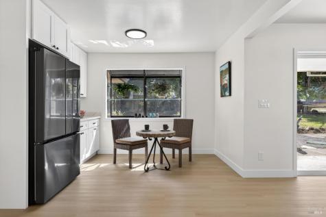 918 Dorthel Street Sebastopol CA 95472