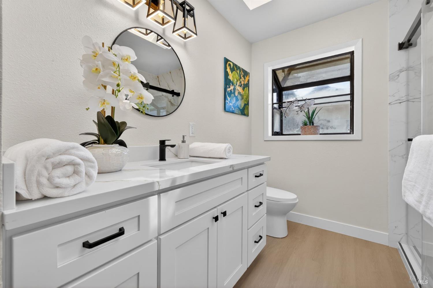 918 Dorthel Street Sebastopol CA 95472