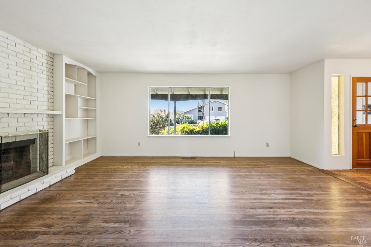 516 Oak Lake Avenue Santa Rosa CA 95409