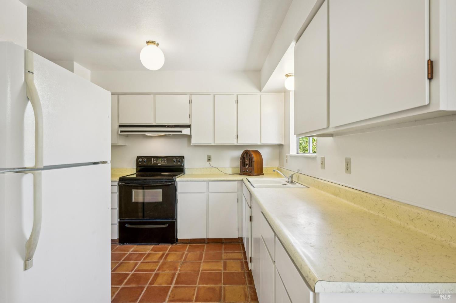 516 Oak Lake Avenue Santa Rosa CA 95409