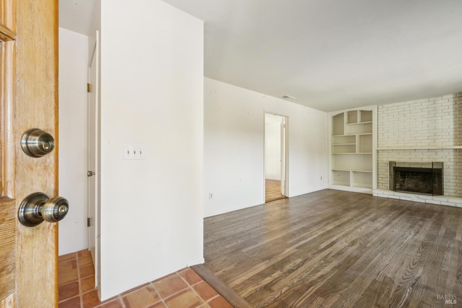 516 Oak Lake Avenue Santa Rosa CA 95409