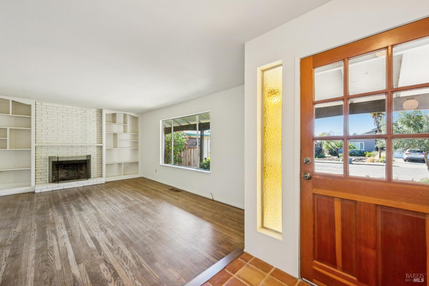 516 Oak Lake Avenue Santa Rosa CA 95409
