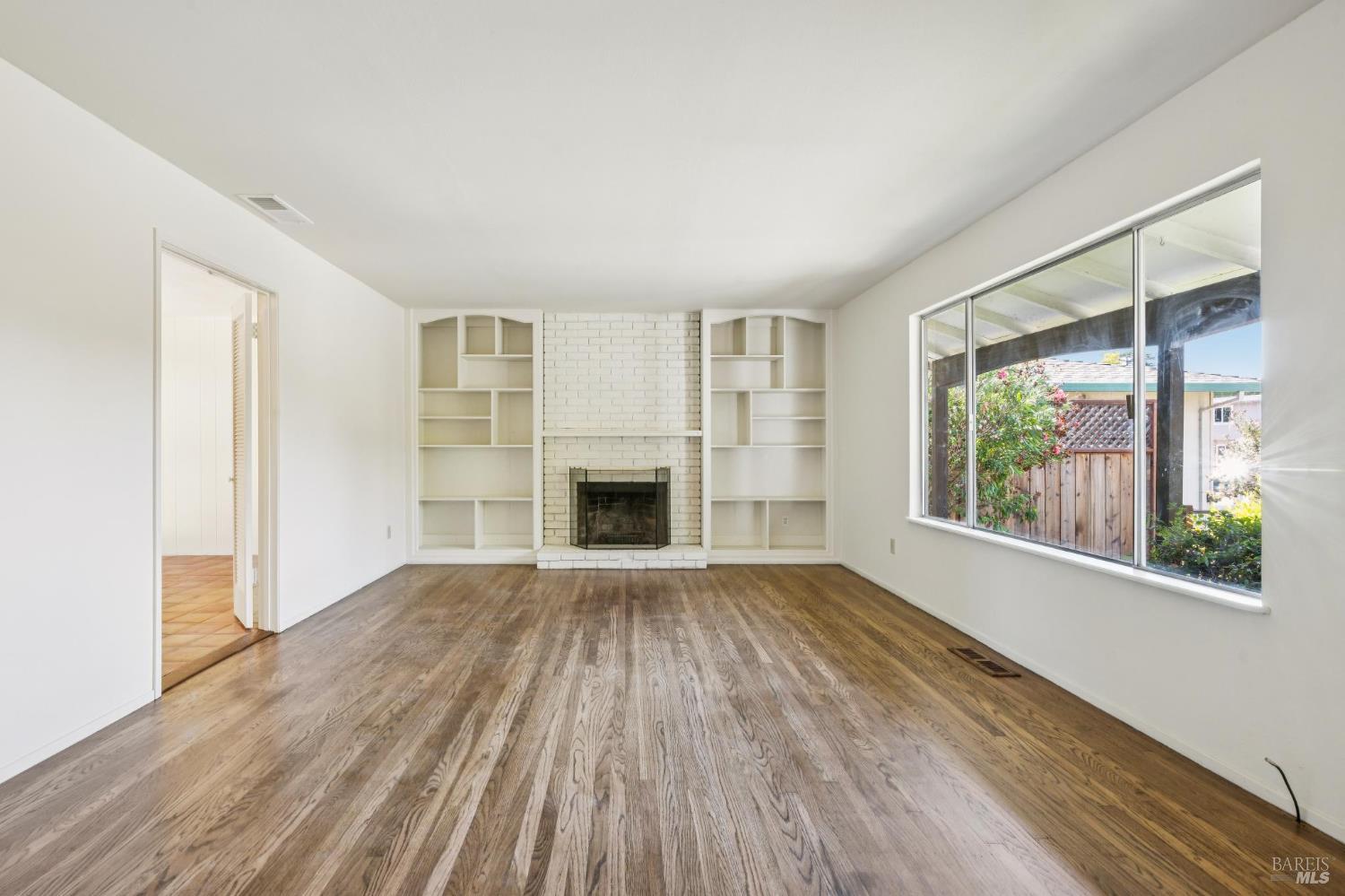 516 Oak Lake Avenue Santa Rosa CA 95409