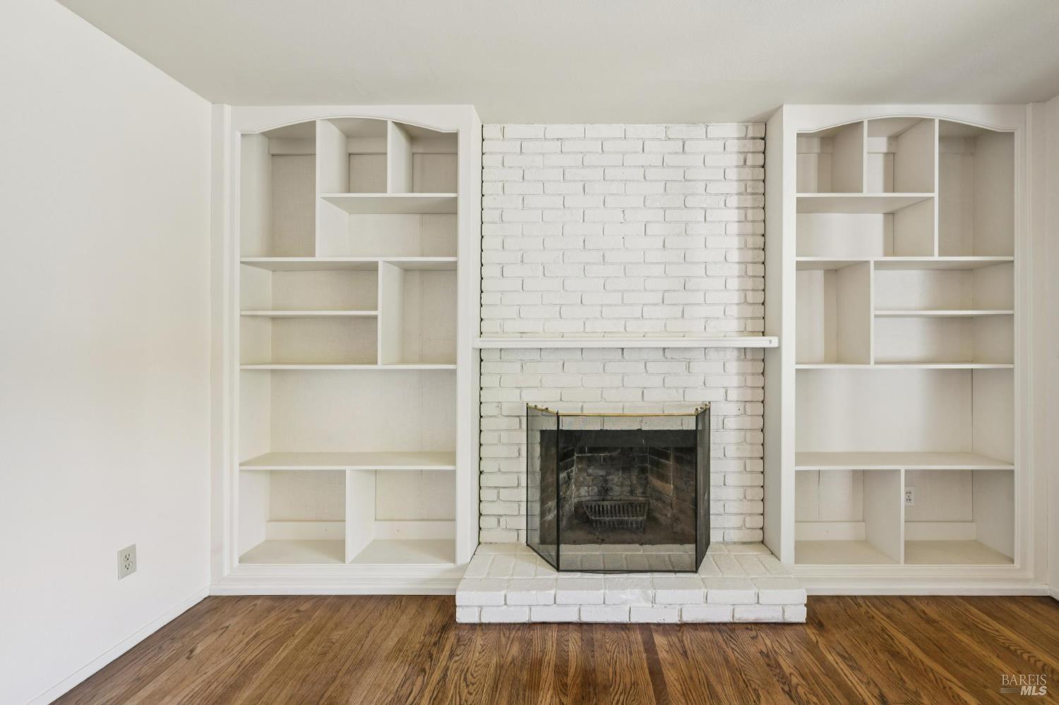 516 Oak Lake Avenue Santa Rosa CA 95409
