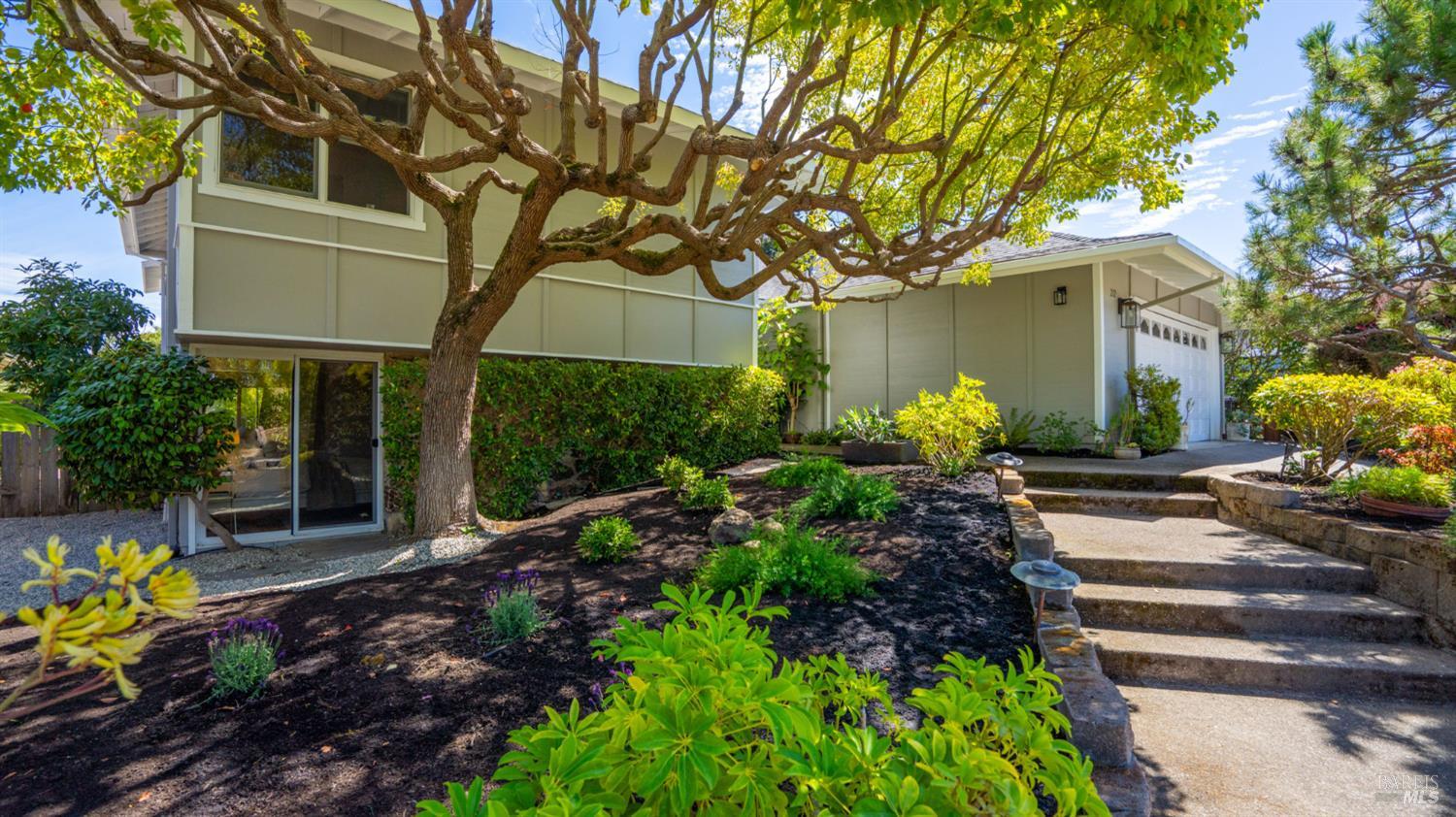 212 San Marino Drive San Rafael CA 94901