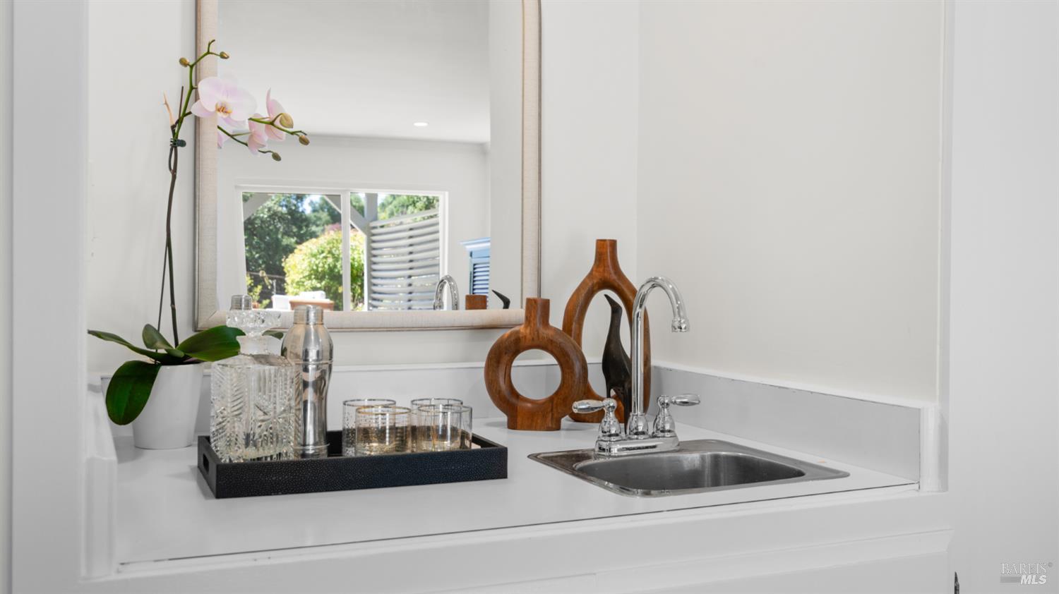212 San Marino Drive San Rafael CA 94901