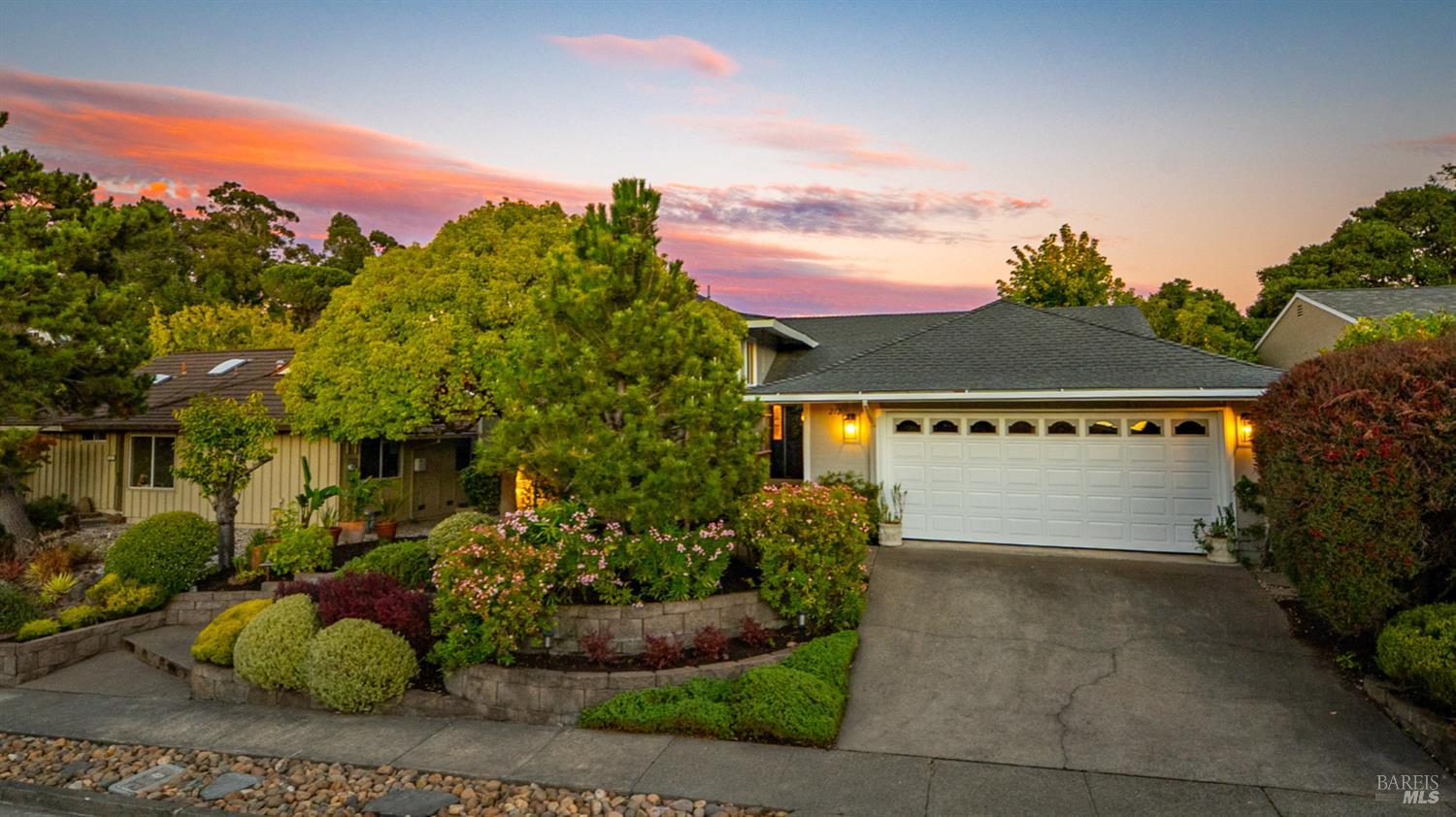 212 San Marino Drive San Rafael CA 94901