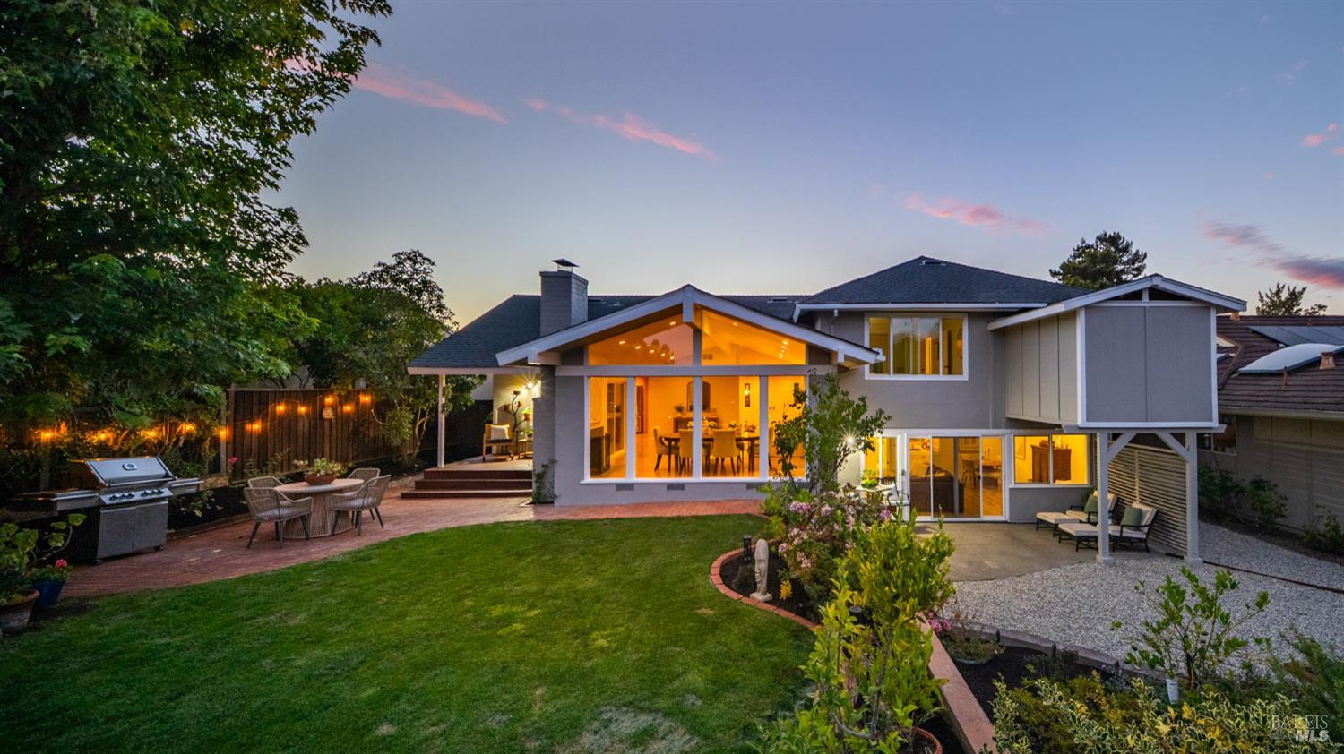 212 San Marino Drive San Rafael CA 94901