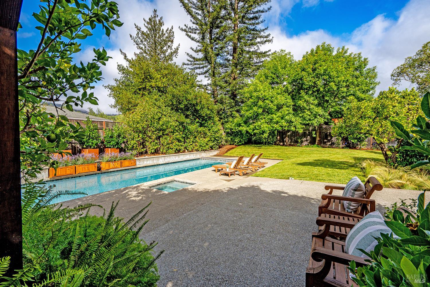1615 Scott Street St. Helena CA 94574