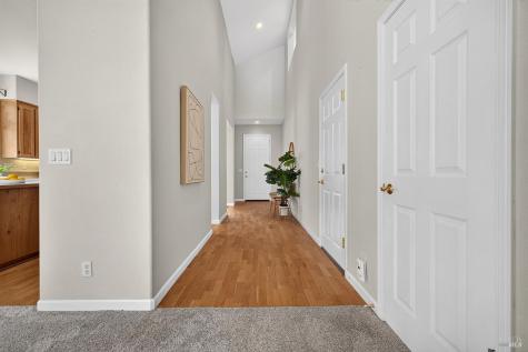 1156 Mitchell Lane Windsor CA 95492