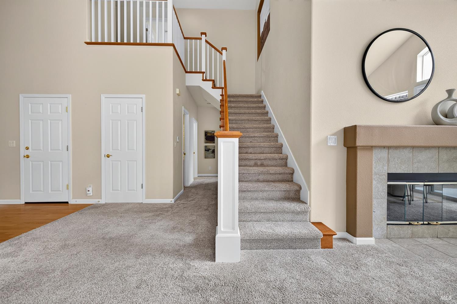 1156 Mitchell Lane Windsor CA 95492