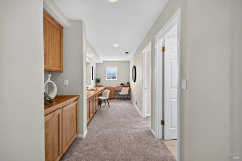 1156 Mitchell Lane Windsor CA 95492