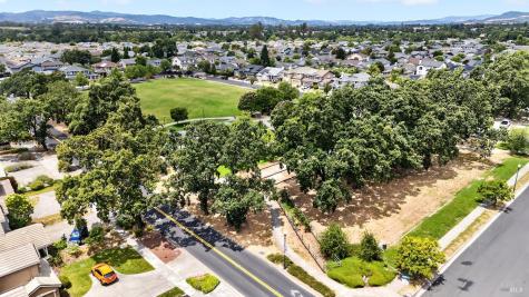 1156 Mitchell Lane Windsor CA 95492