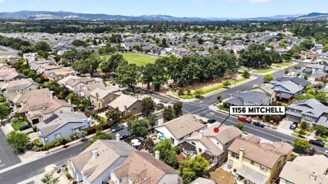 1156 Mitchell Lane Windsor CA 95492
