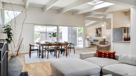 304 Holly Drive San Rafael CA 94903
