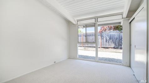 304 Holly Drive San Rafael CA 94903