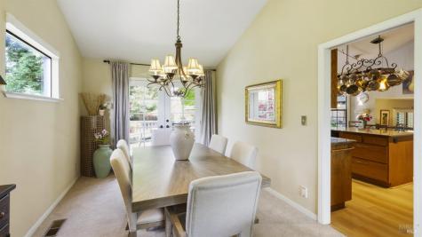 1108 E Sunnyslope Road Petaluma CA 94952