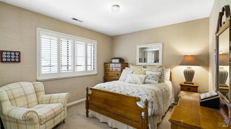 1108 E Sunnyslope Road Petaluma CA 94952