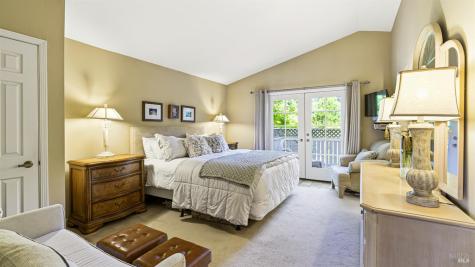1108 E Sunnyslope Road Petaluma CA 94952