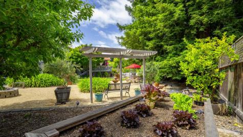 1108 E Sunnyslope Road Petaluma CA 94952