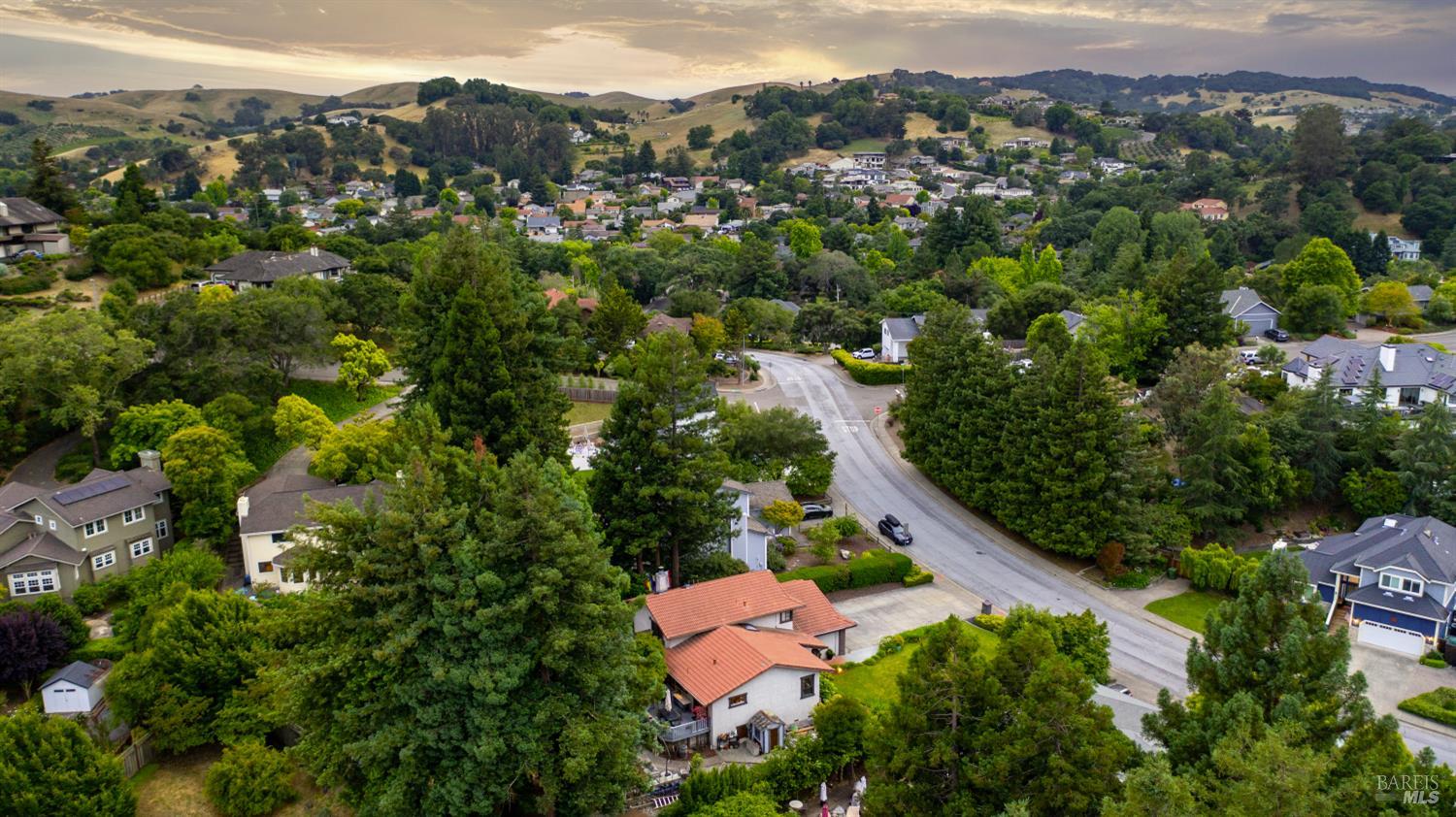 1108 E Sunnyslope Road Petaluma CA 94952