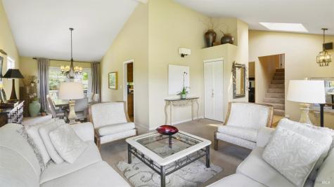 1108 E Sunnyslope Road Petaluma CA 94952